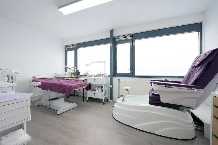 Salon Purple Rose - Foto salon 3 Salon Purple Rose - Foto salon 3